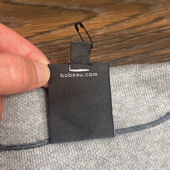 Bobeau • Gray Sweater Cardigan • Sleeveless • Open Front • Small - Picture 6 of 9